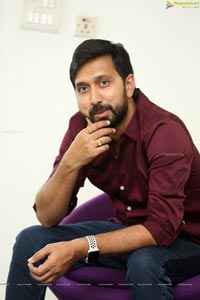 Director KS Ravindra (Bobby)