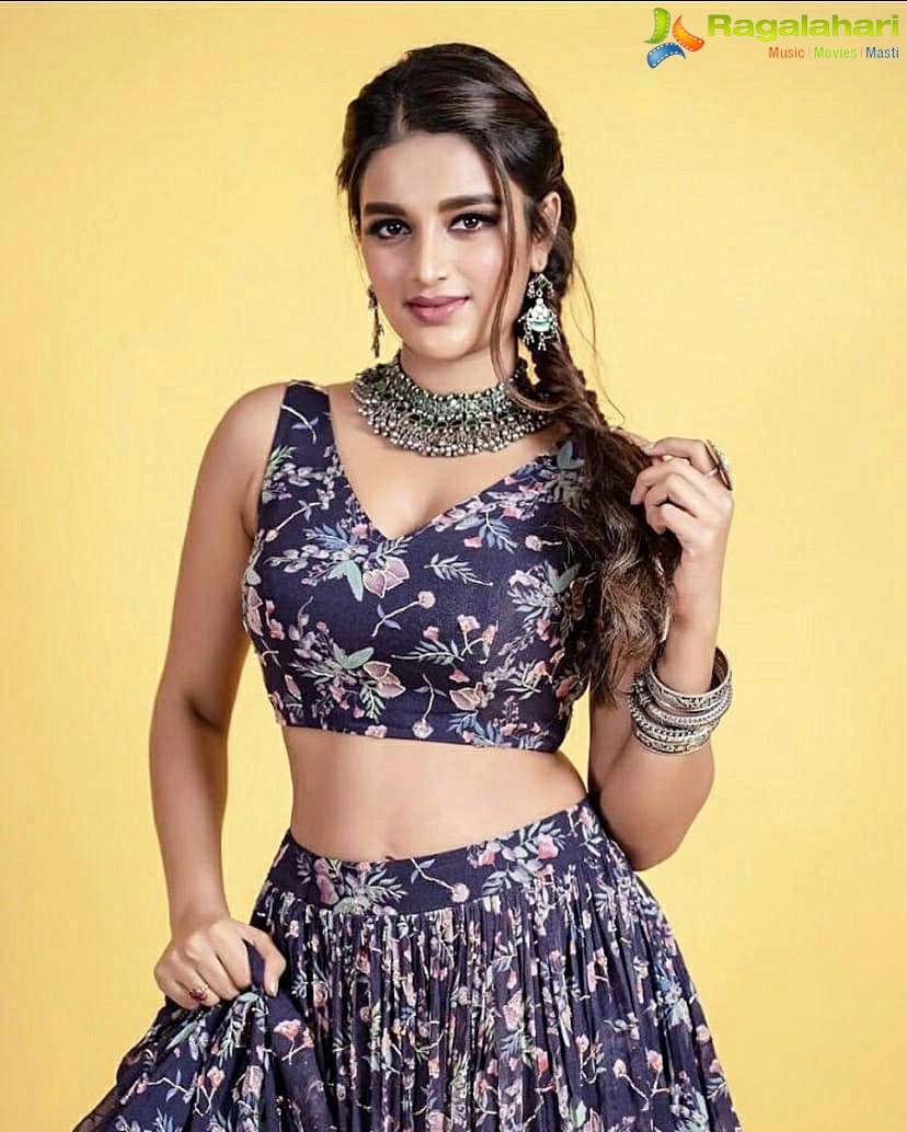 Nidhhi Agerwal