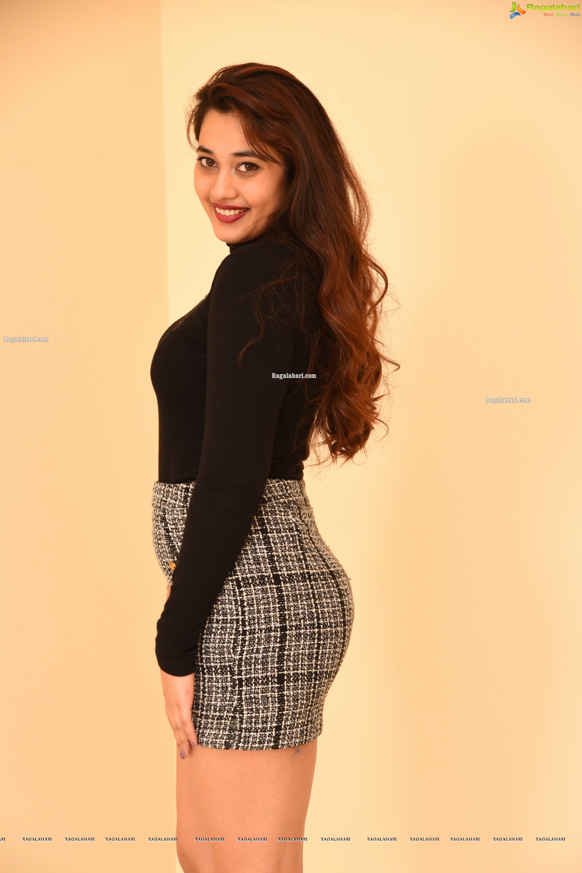 Ankita Kharat in Gray Plaid High Waist Bodycon Mini Skirt, HD Gallery