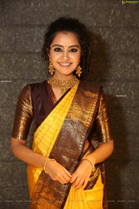 Anupama Parameswaran at Mugdha Art Studio