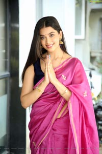 Digangana Suryavanshi at Jain Master Movie Launch