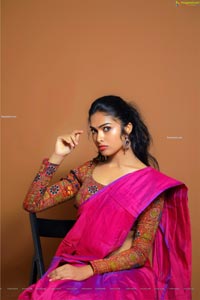 Divi Vadthya Latest Photoshoot Images