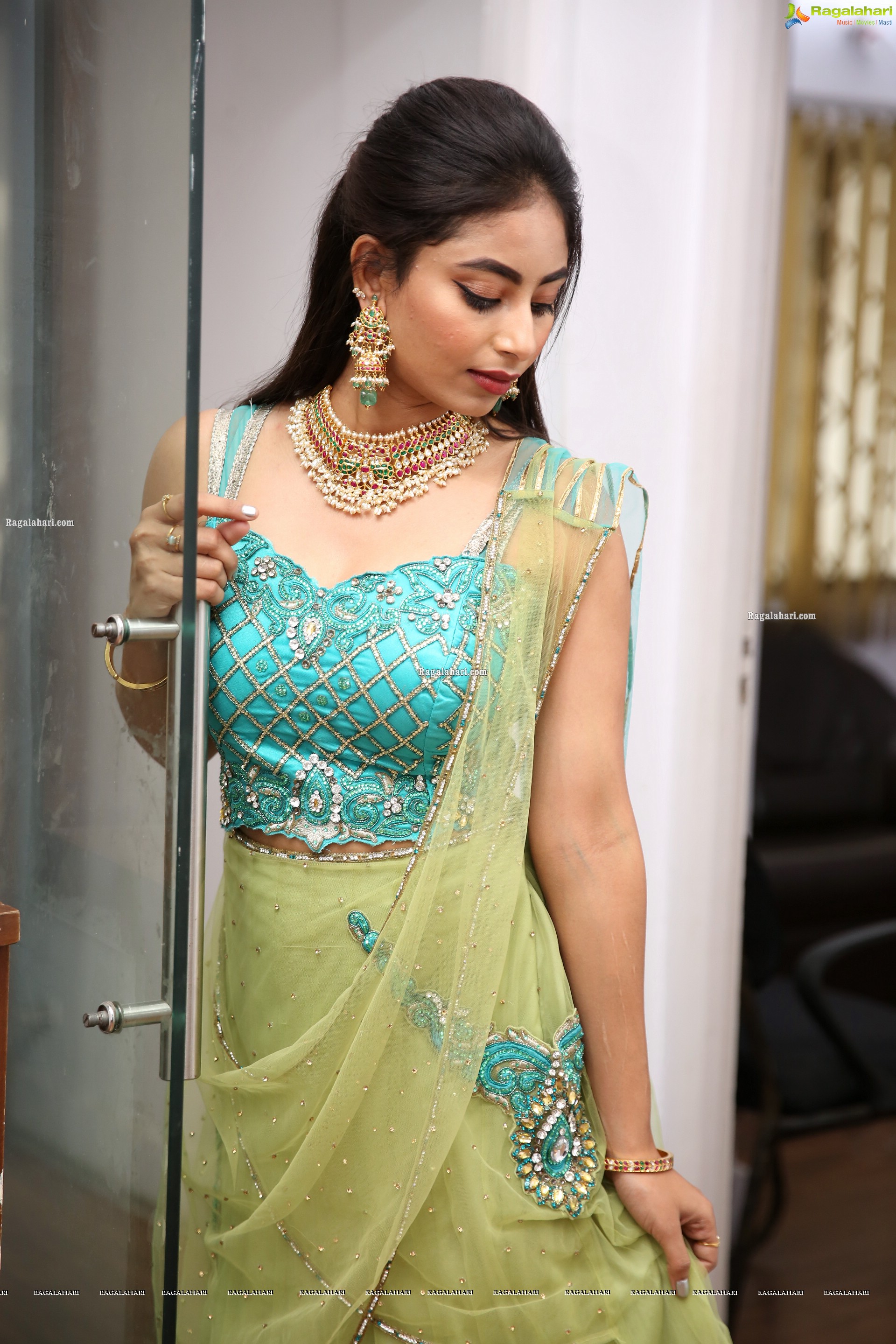 Honey Chowdary at Sutraa Wedding Edit Curtain Raiser, HD Photo Gallery