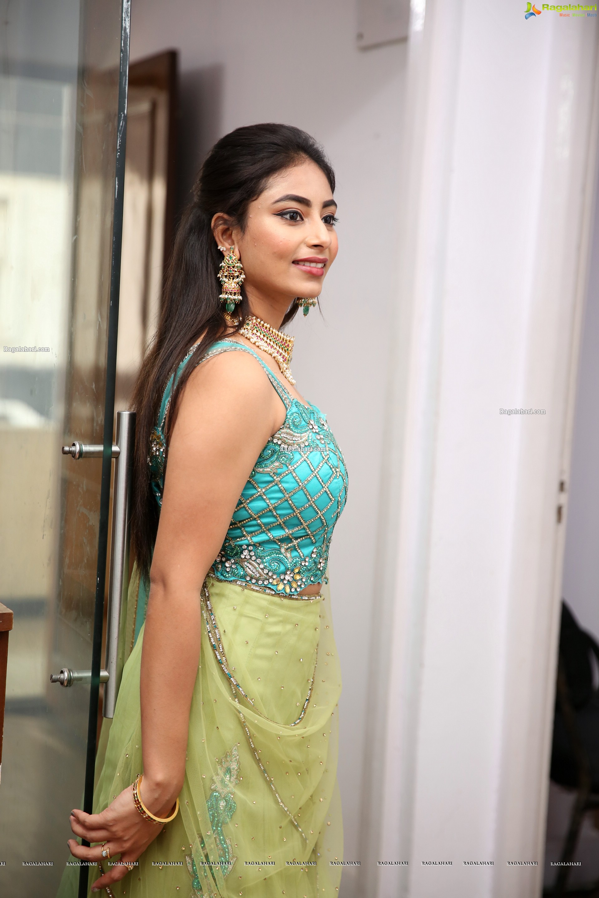 Honey Chowdary at Sutraa Wedding Edit Curtain Raiser, HD Photo Gallery