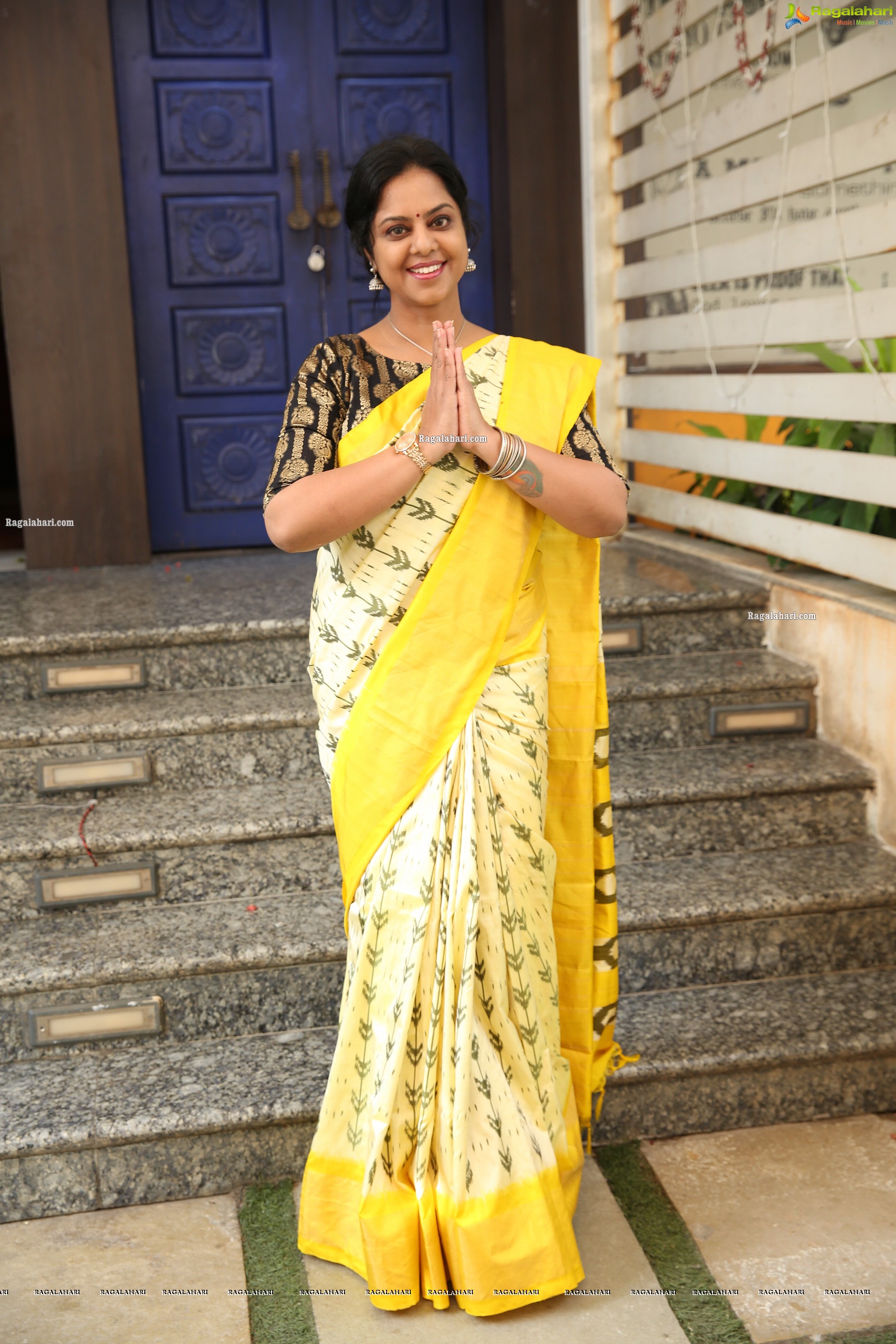 Jyothi Reddy at Narisena New Year Masti, HD Photo Gallery