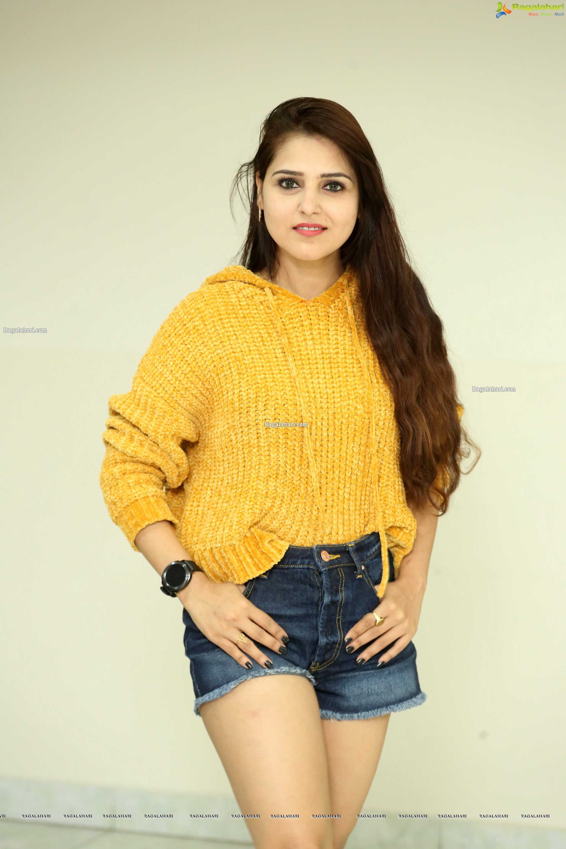 Kislay Chaudhary at Ekanthavela Movie Press Meet, HD Photo Gallery