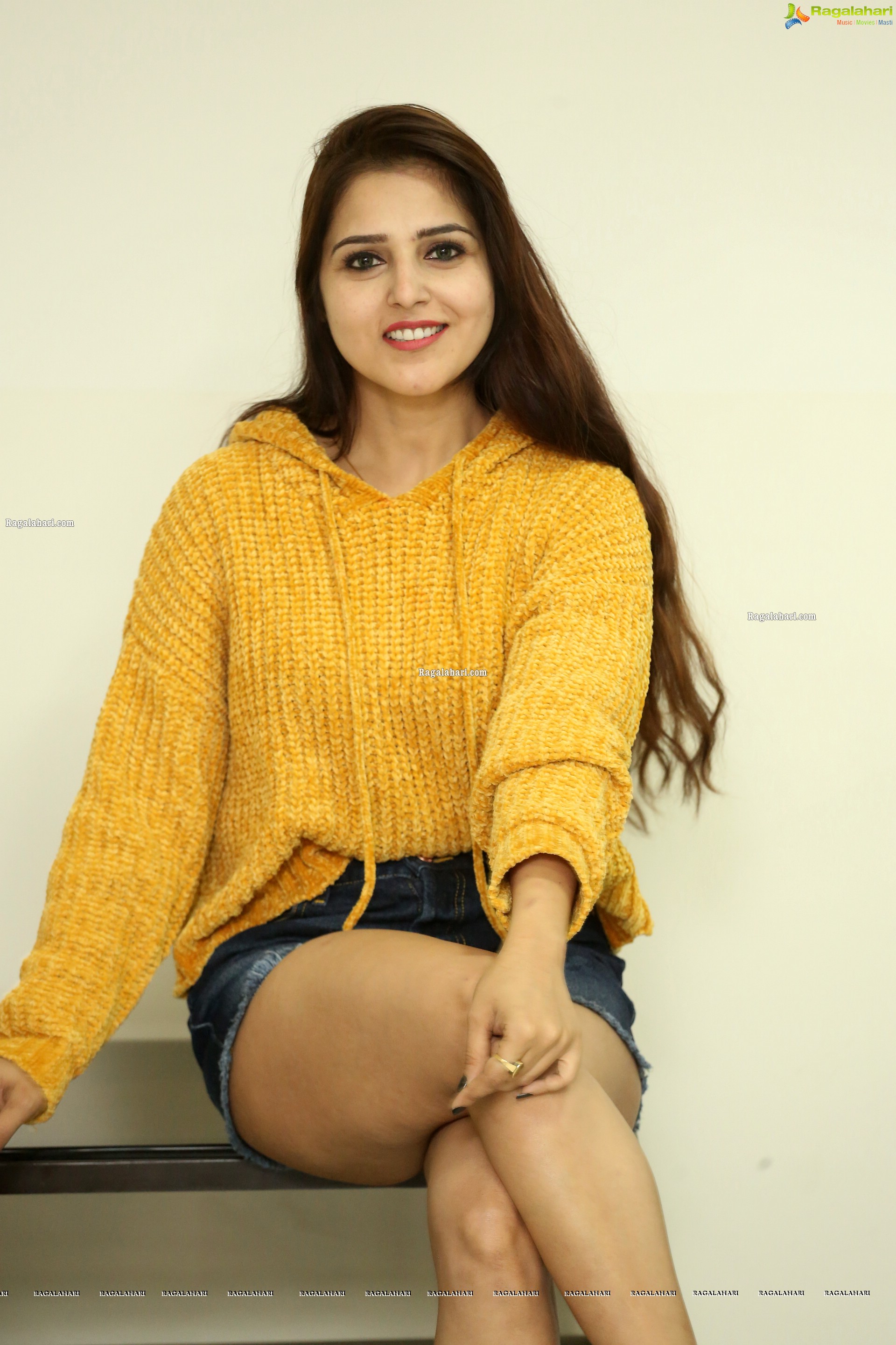 Kislay Chaudhary at Ekanthavela Movie Press Meet, HD Photo Gallery