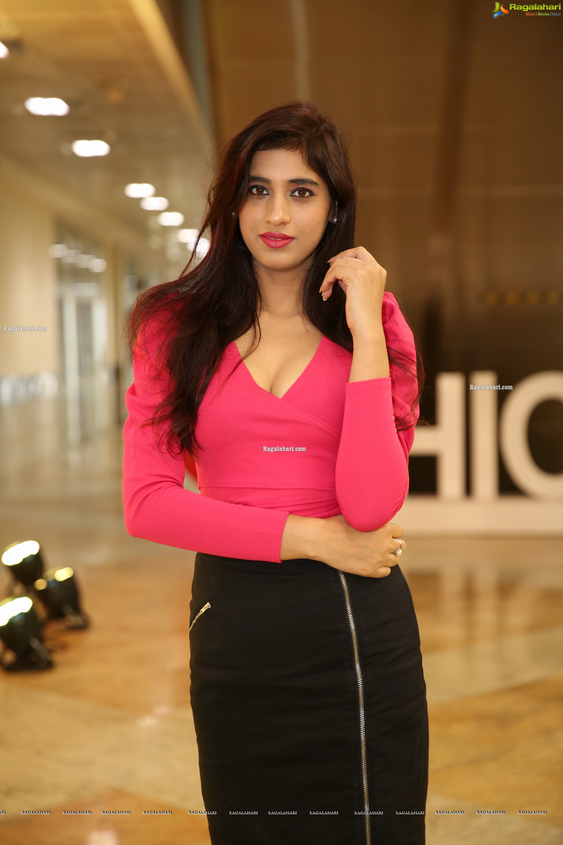 Naziya Khan at Hi Life Biggest Fashion & Lifestyle Exhibition, HD Gallery