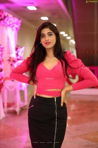 Naziya Khan at Hi-Life Fashion Exhibition