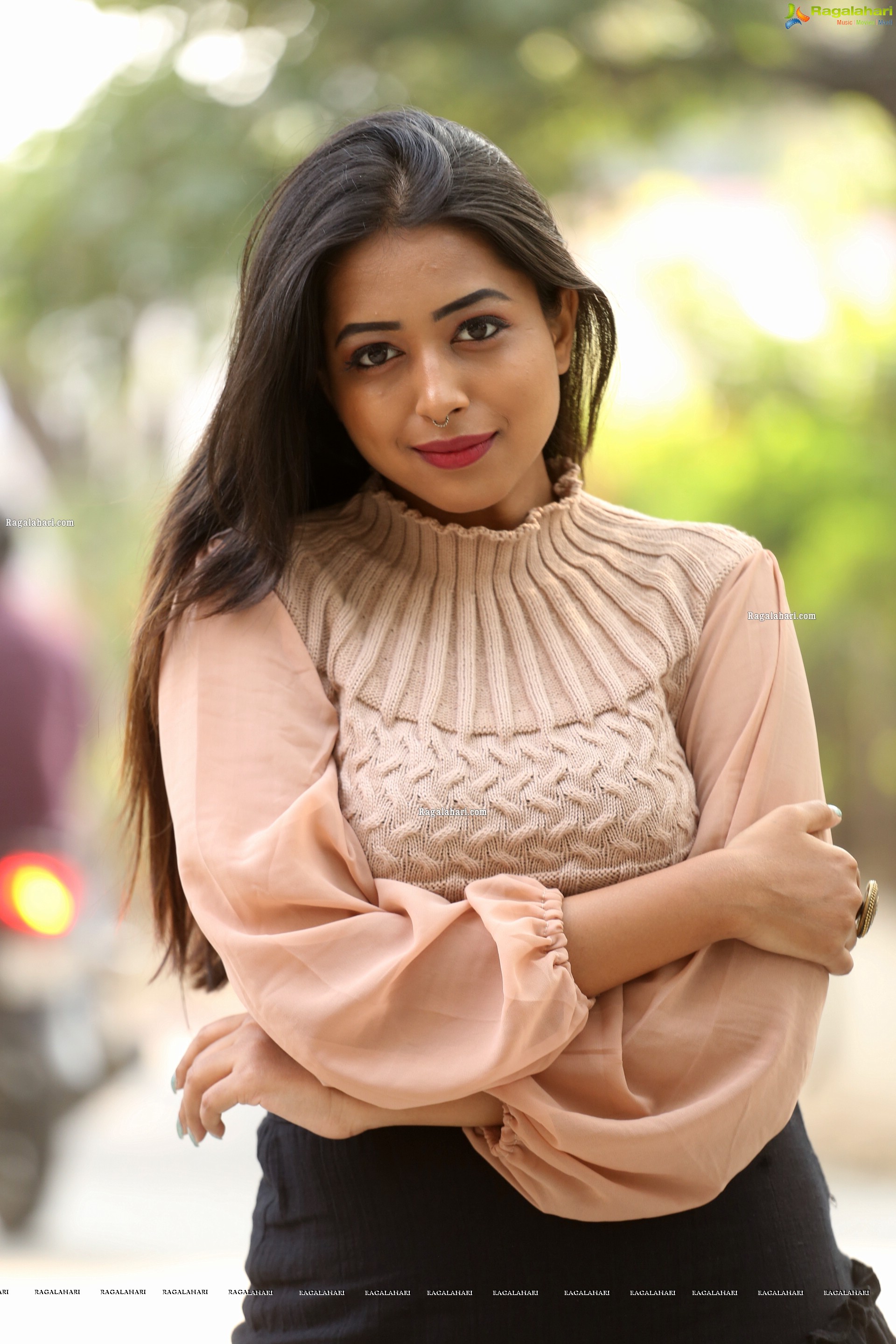 Rittika Chakraborthy at Bomma Adirindi-Dimma Thirigindi Press Meet, HD Gallery