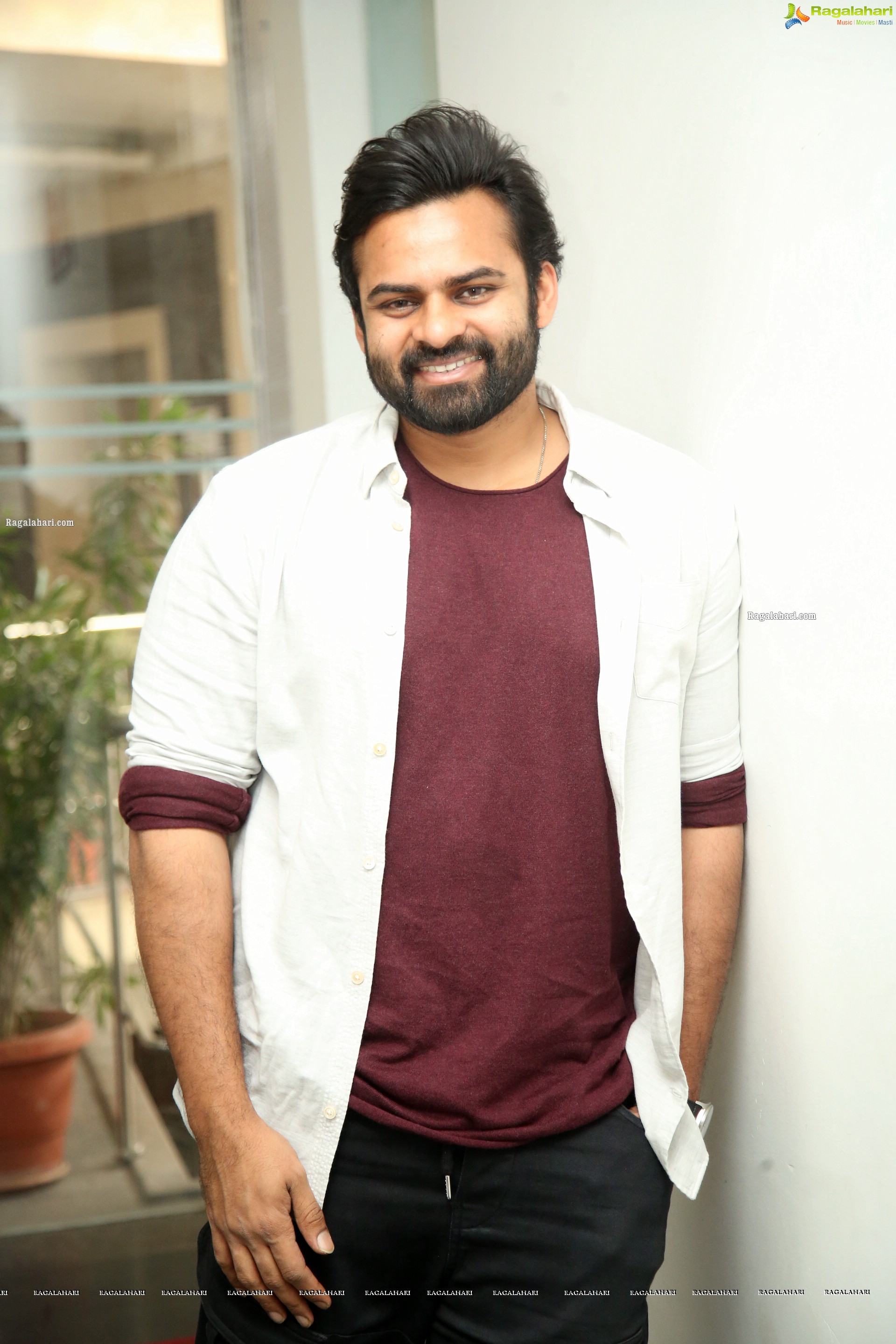 Sai Dharam Tej at Solo Brathuke So Better Movie Thanks Meet, HD Gallery