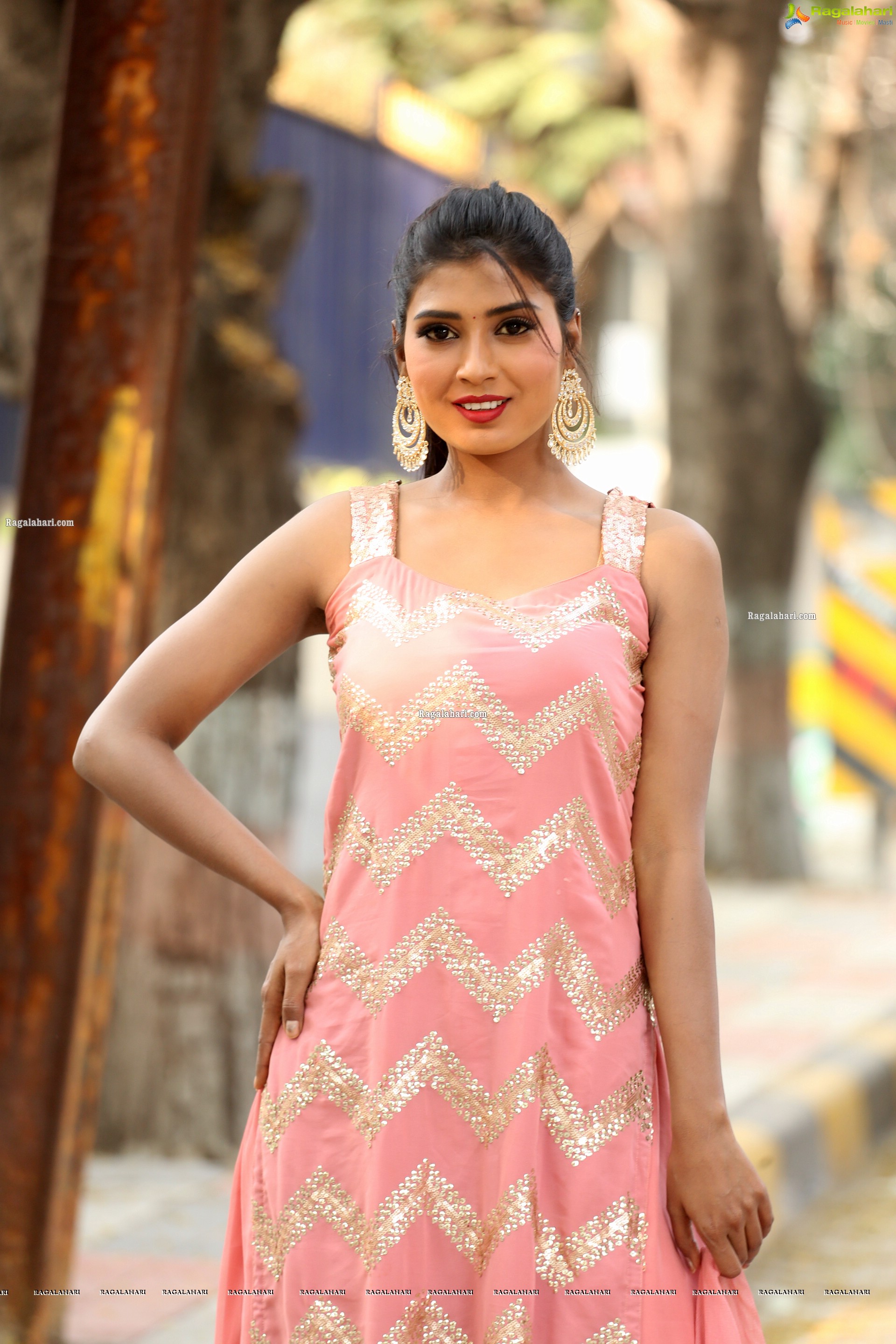 Sanjana Choudhary at Bomma Adhirindi Movie Press Meet, HD Gallery