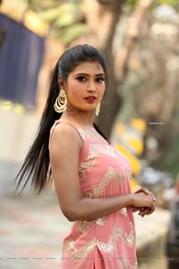 Sanjana Choudhary at Bomma Adhirindi Movie Press Meet