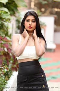 Sanjana Choudhary at Bomma Adhirindi Movie Interview