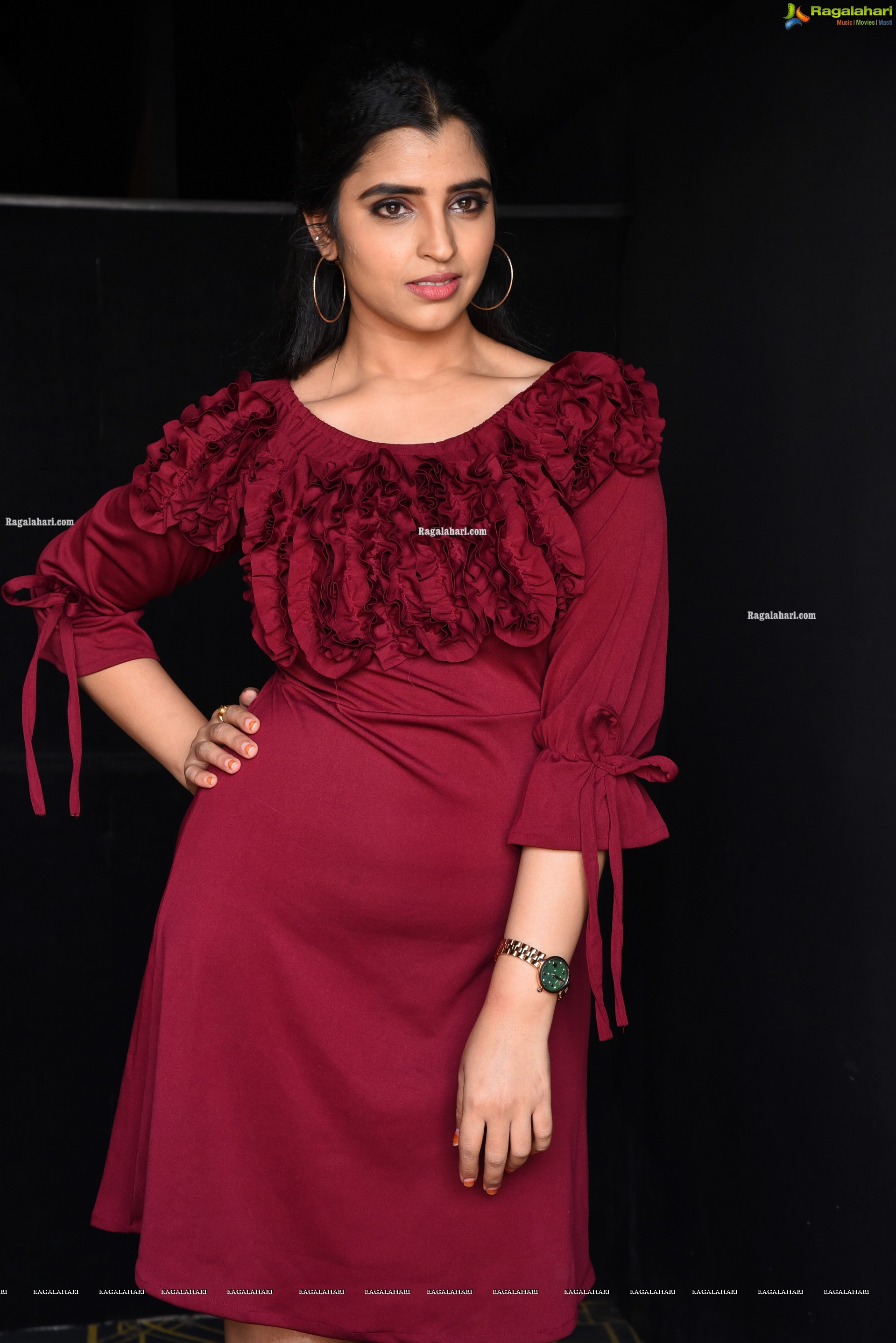 Anchor Shyamala at Red Movie Trailer Launch, HD Gallery