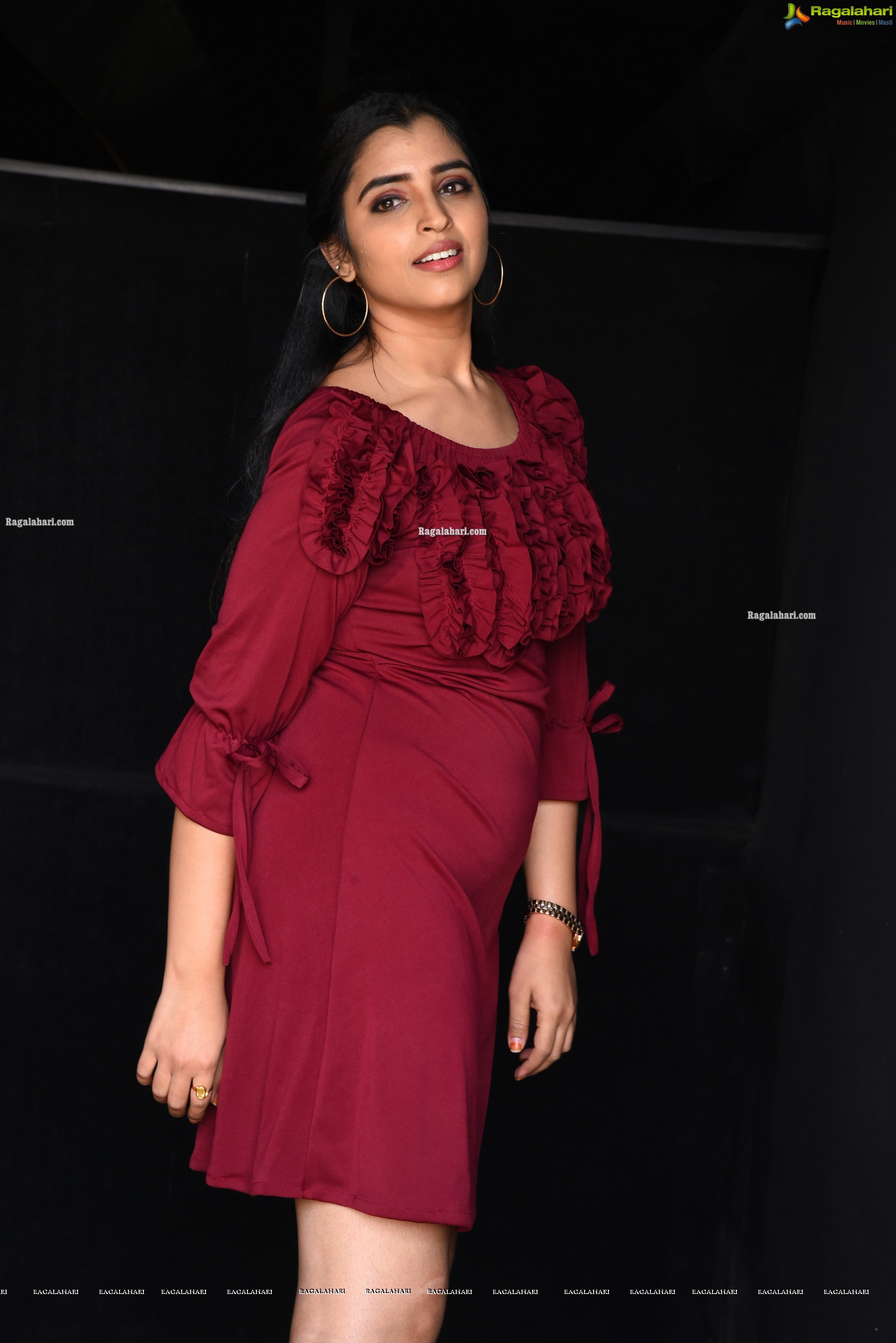 Anchor Shyamala at Red Movie Trailer Launch, HD Gallery