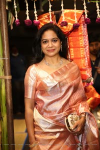 Sunitha at Mugdha Art Studio Opening