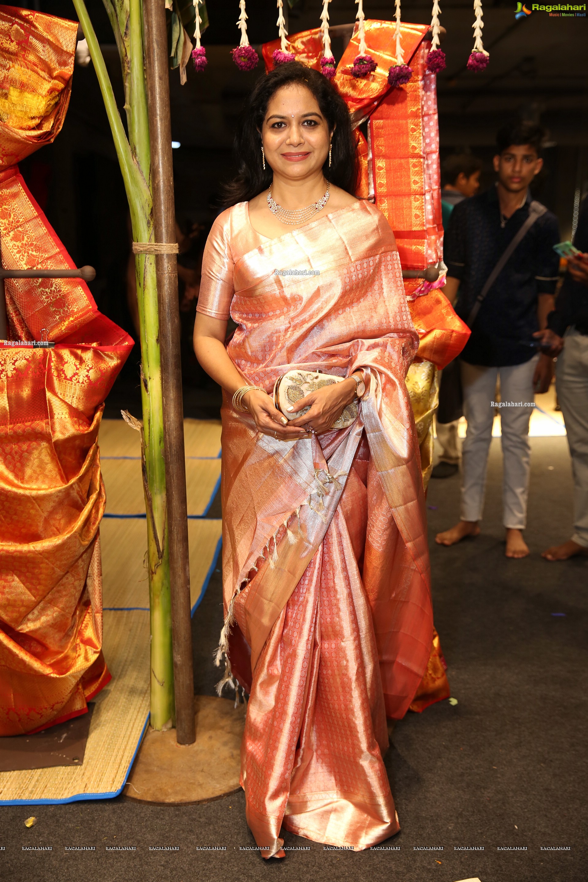 Sunitha at Mugdha Art Studio Grand Opening at Patny Centre, HD Gallery