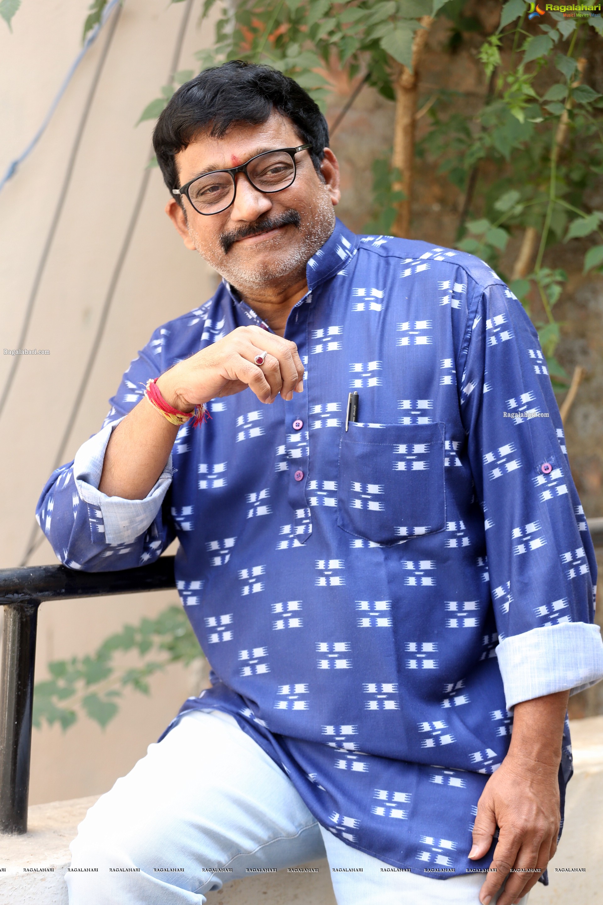 Theravenuka Movie Director Nellutla Praveen Chandra Interview Photos