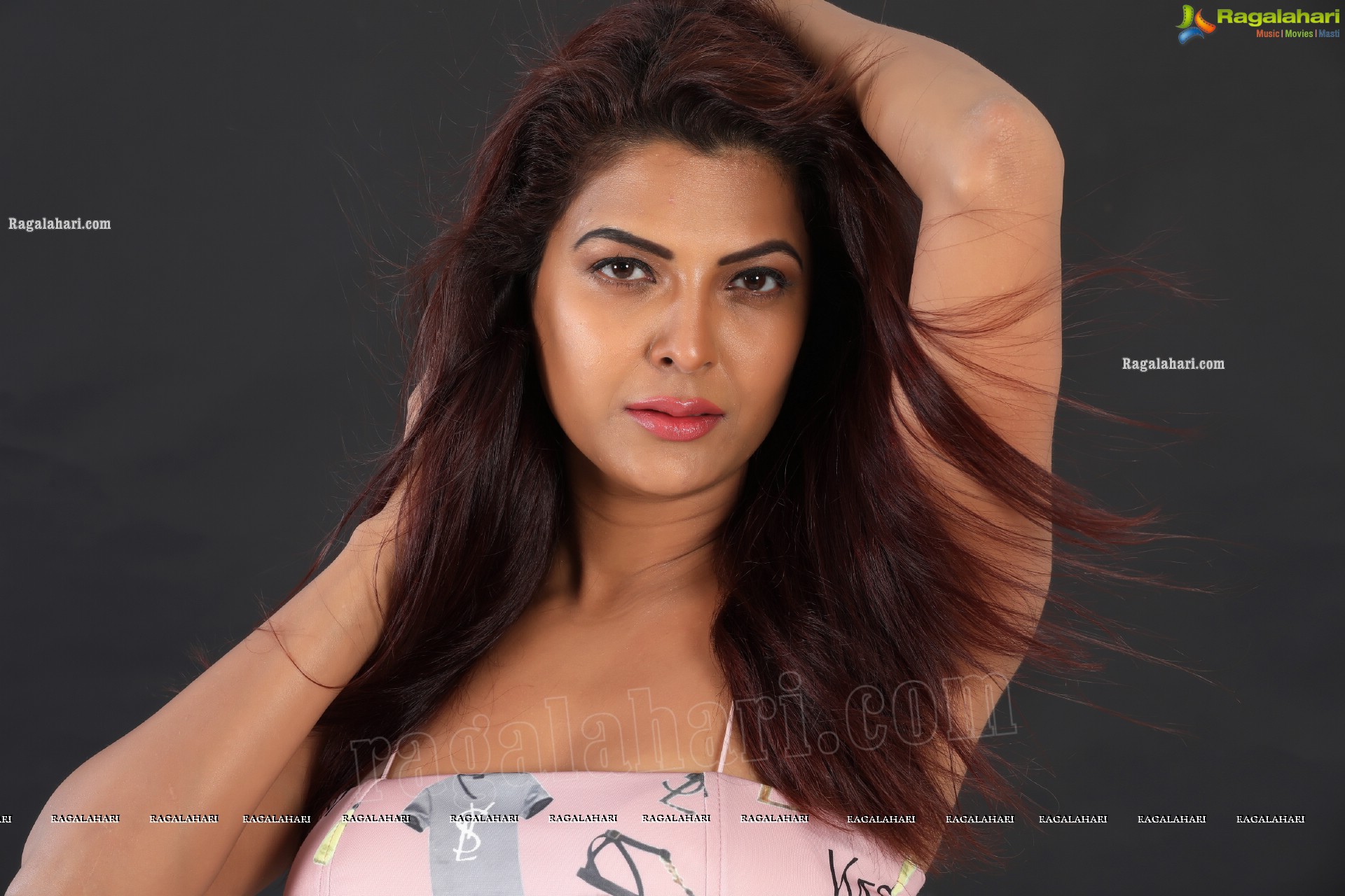 Kashish Singh In Spaghetti Strap Crop Top and Jeans, Exclusive Photo Shoot