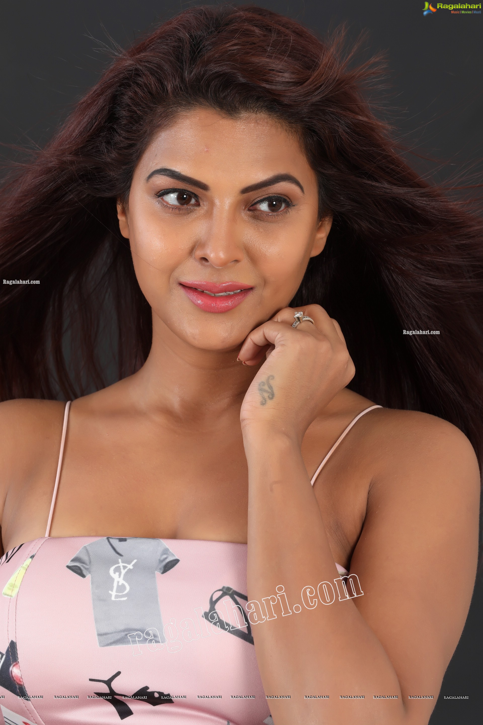 Kashish Singh In Spaghetti Strap Crop Top and Jeans, Exclusive Photo Shoot