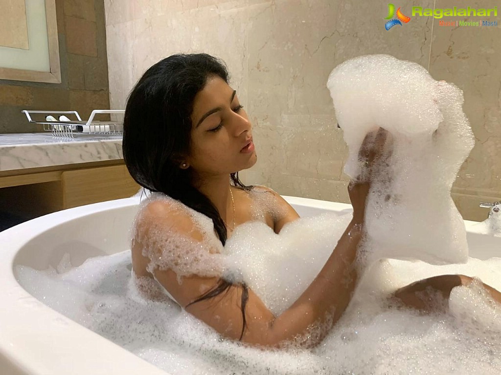 Akshatha Srinivas Taking Bubble Bath, Photo Gallery