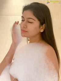 Akshatha Srinivas Taking Bubble Bath