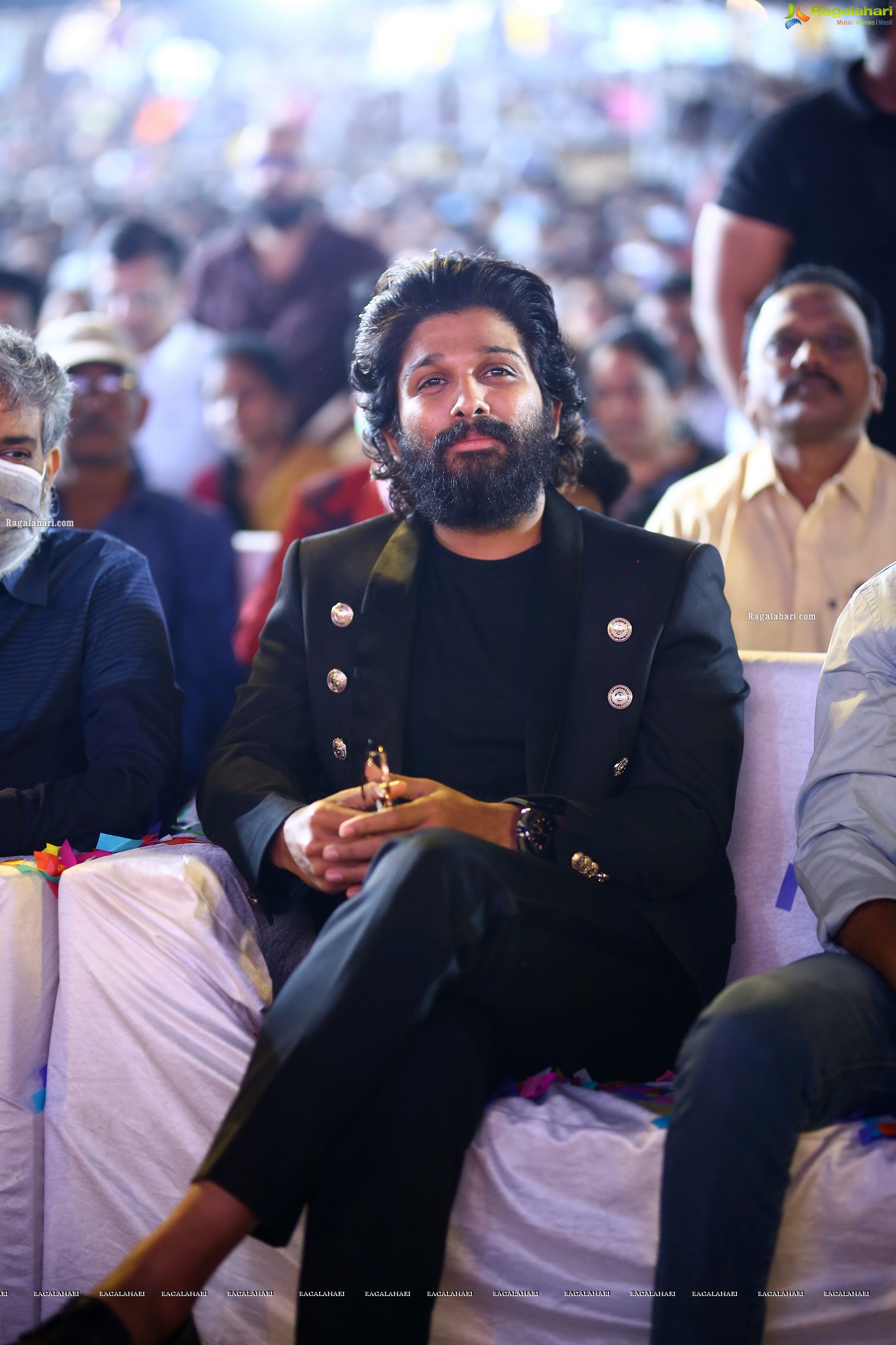 Allu Arjun at Pushpa Movie Pre-Release Event, HD Photo Gallery