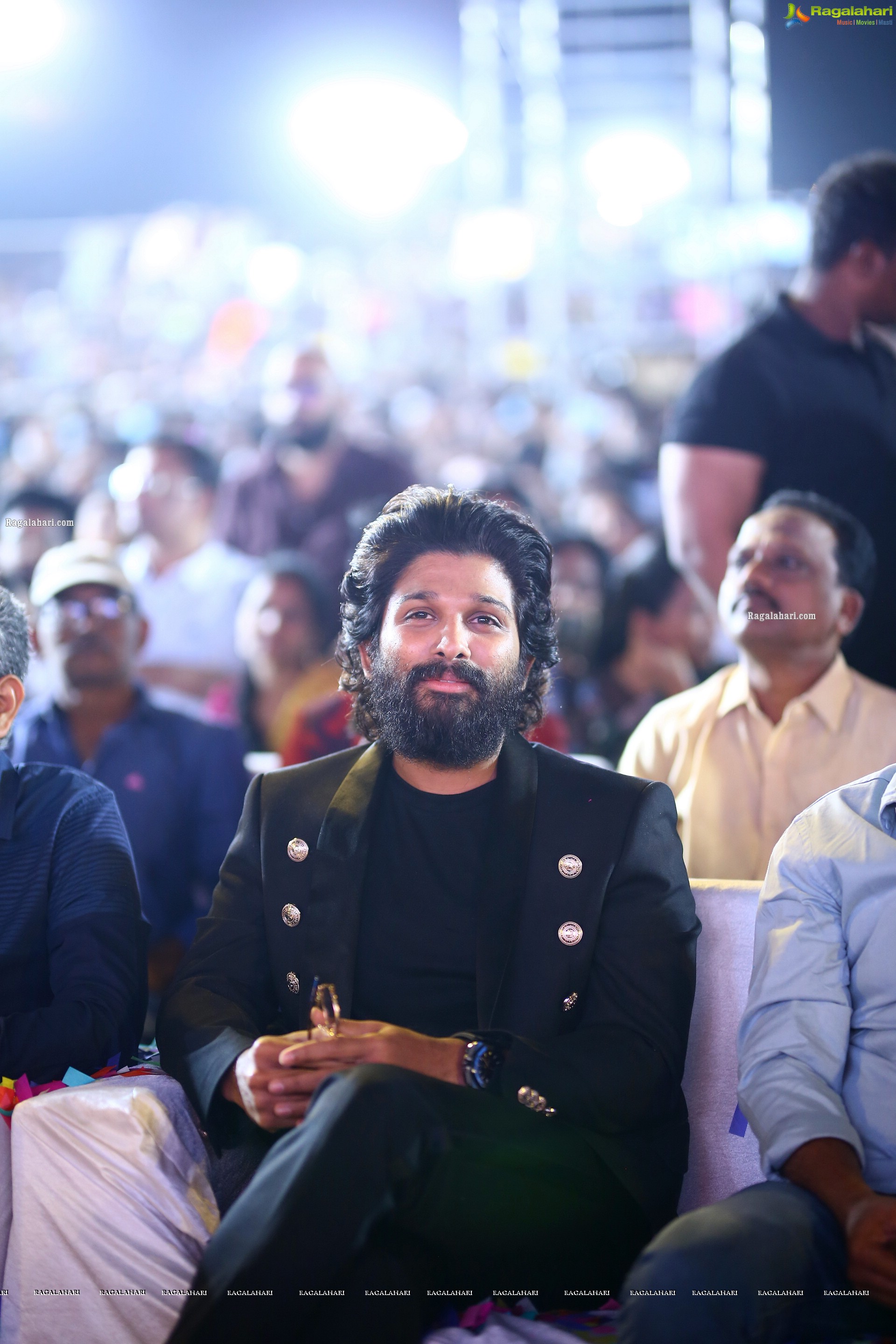 Allu Arjun at Pushpa Movie Pre-Release Event, HD Photo Gallery