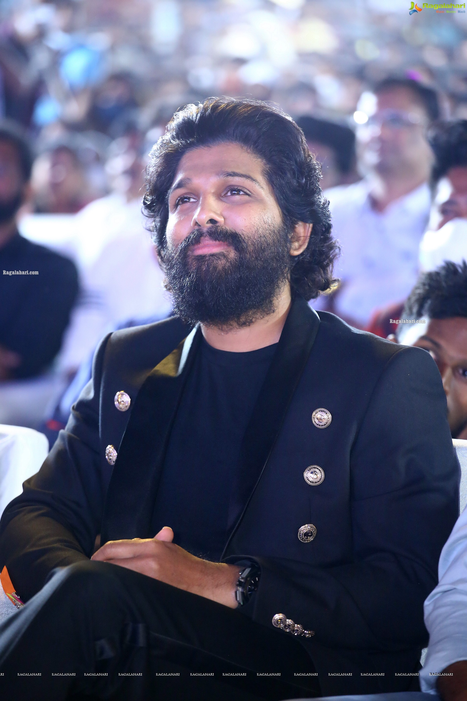 Allu Arjun at Pushpa Movie Pre-Release Event, HD Photo Gallery