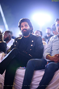 Allu Arjun at Pushpa Movie Pre-Release Event