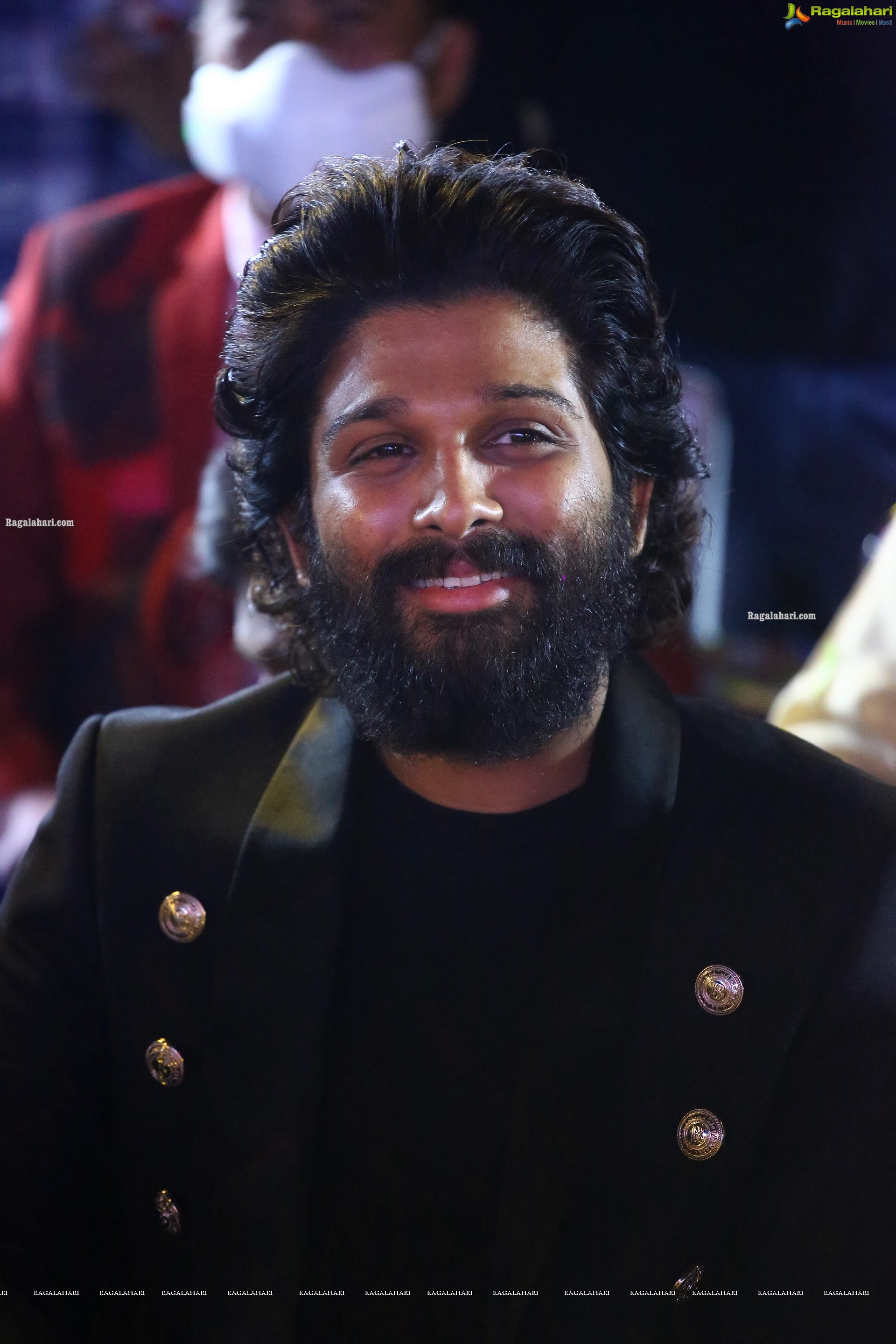 Allu Arjun at Pushpa Movie Pre-Release Event, HD Photo Gallery