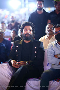 Allu Arjun at Pushpa Movie Pre-Release Event