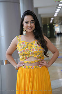 Ameeksha Pawar HD Stills in Yellow Designer Lehenga