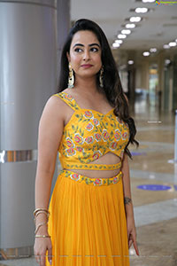 Ameeksha Pawar HD Stills in Yellow Designer Lehenga