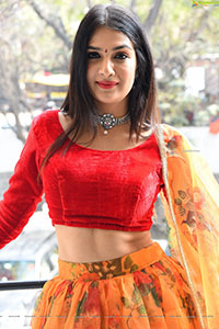 Anita Shinde at Dil Tho Pagal Hai Movie Opening