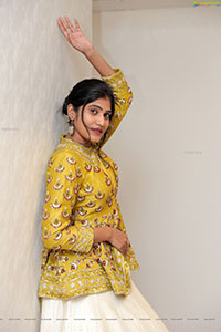 Bindu Nuthakiy Latest Photoshoot Stills