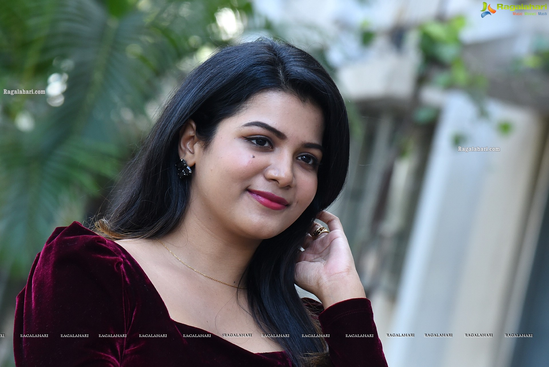 Goldie Nissy at Mahanatulu Movie First Look Launch, HD Photo Gallery