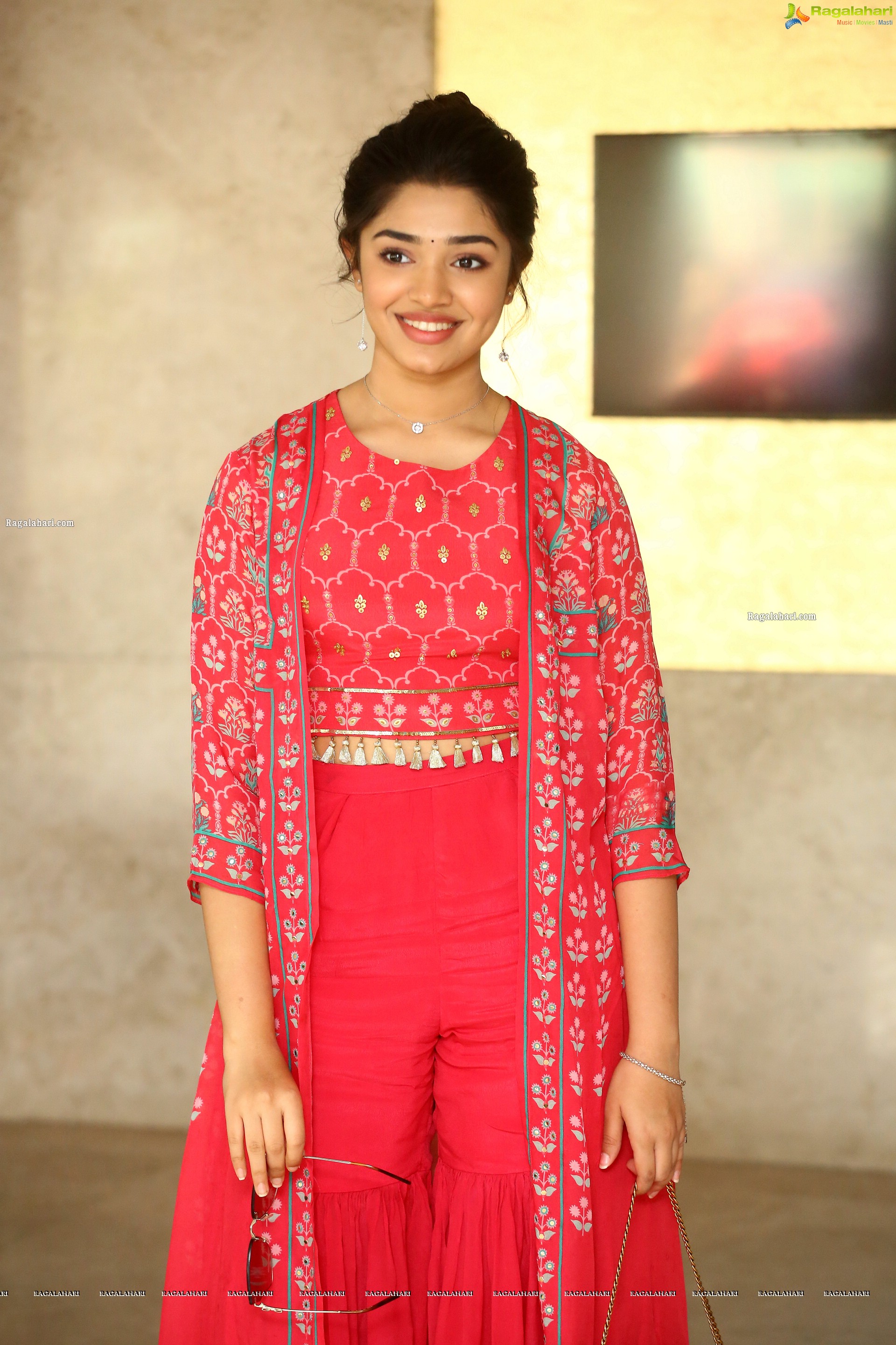 Krithi Shetty at Shyam Singha Roy Blockbuster Classic Meet, HD Photo Gallery