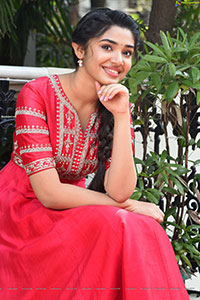 Krithi Shetty at Shyam Singha Roy Interview