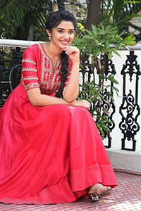 Krithi Shetty at Shyam Singha Roy Interview