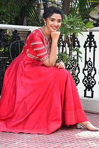 Krithi Shetty at Shyam Singha Roy Interview