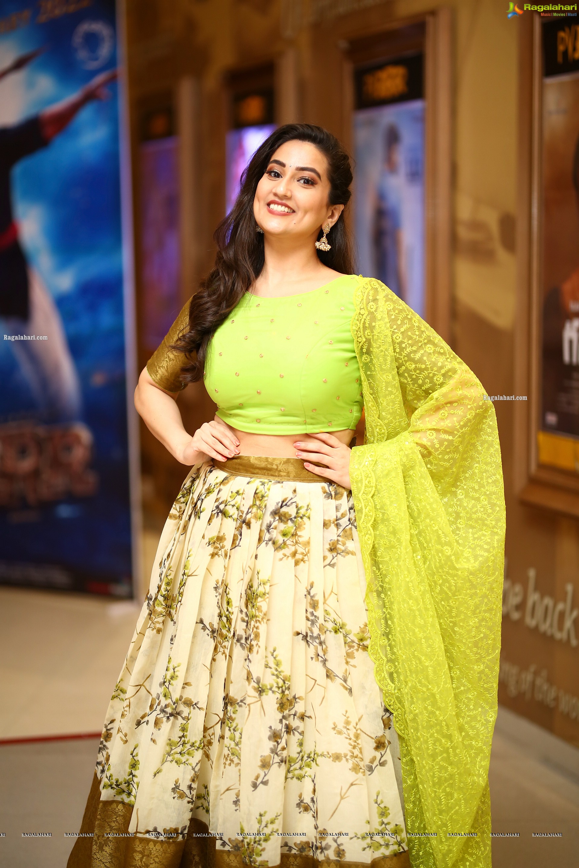 Anchor Manjusha at Green Floral Lehenga Choli, HD Photo Gallery