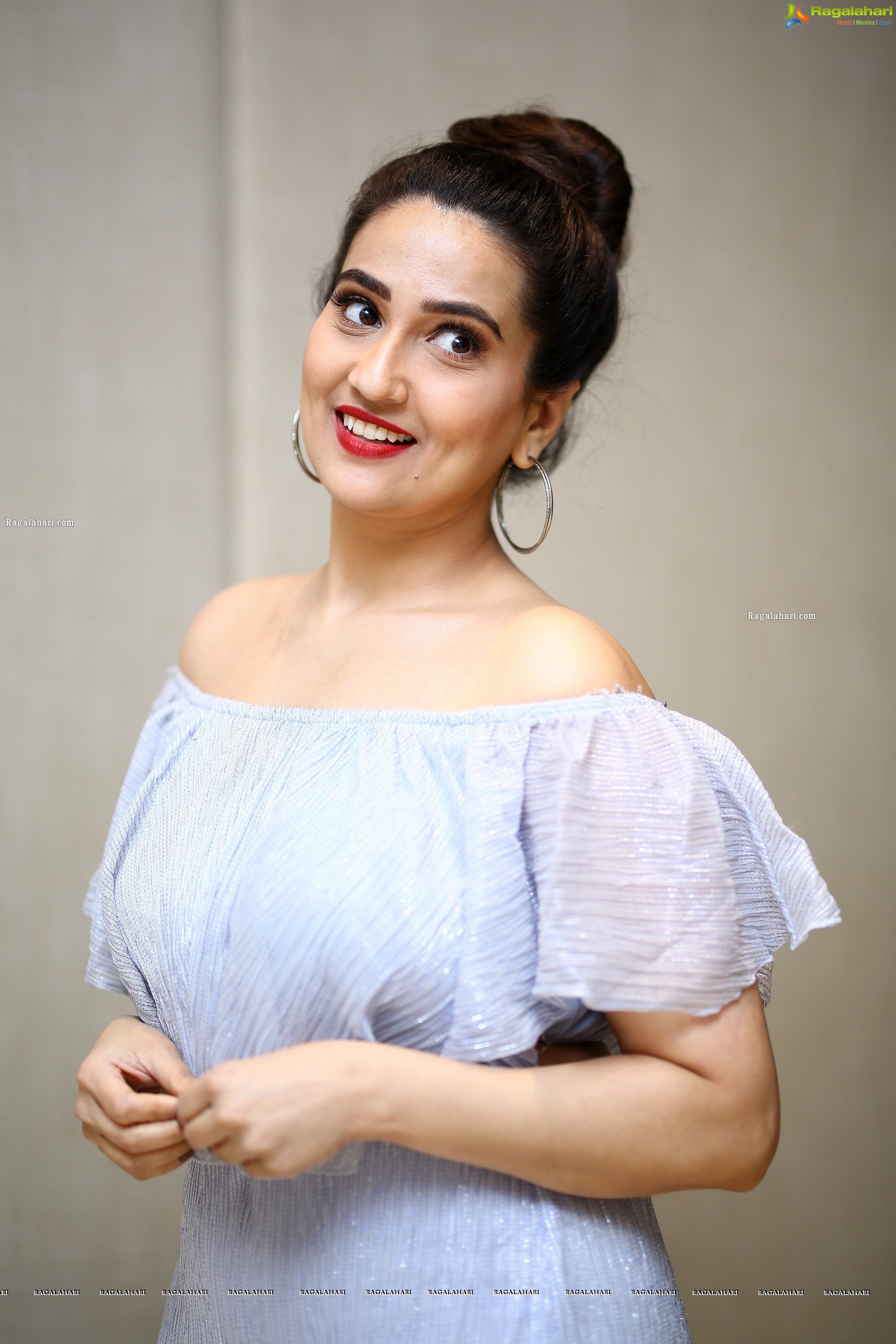 Anchor Manjusha at Pushpa Movie Team Massive Thanks Meet, HD Photo Gallery