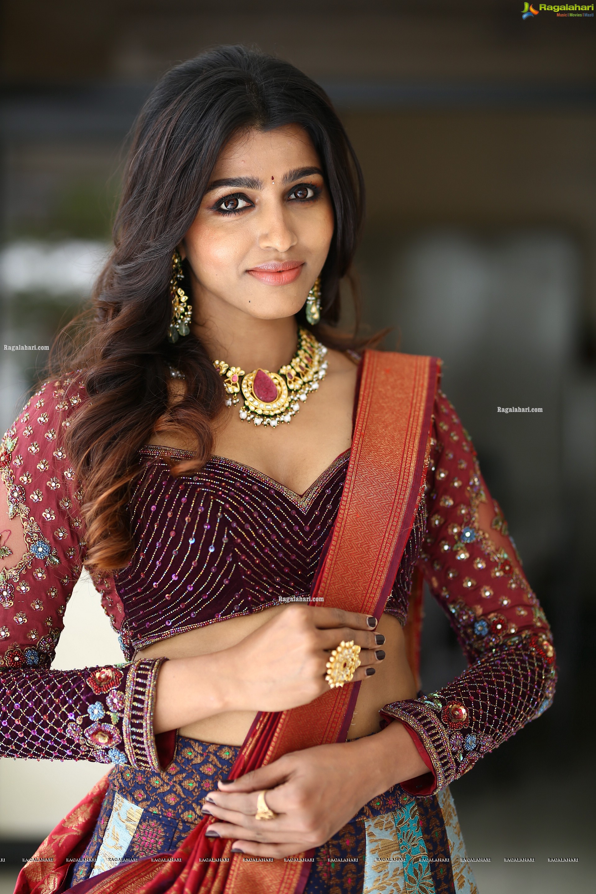 Sai Dhanshika at Shikaru Movie Press Meet, HD Photo Gallery