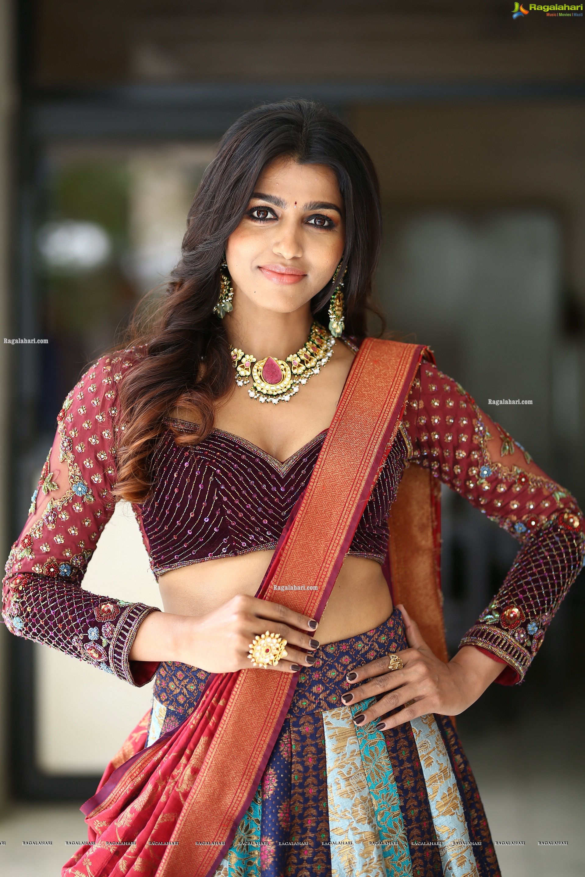 Sai Dhanshika at Shikaru Movie Press Meet, HD Photo Gallery