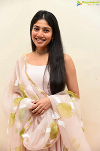 Sai Pallavi at Shyam Singha Roy Movie Pre-Release Event