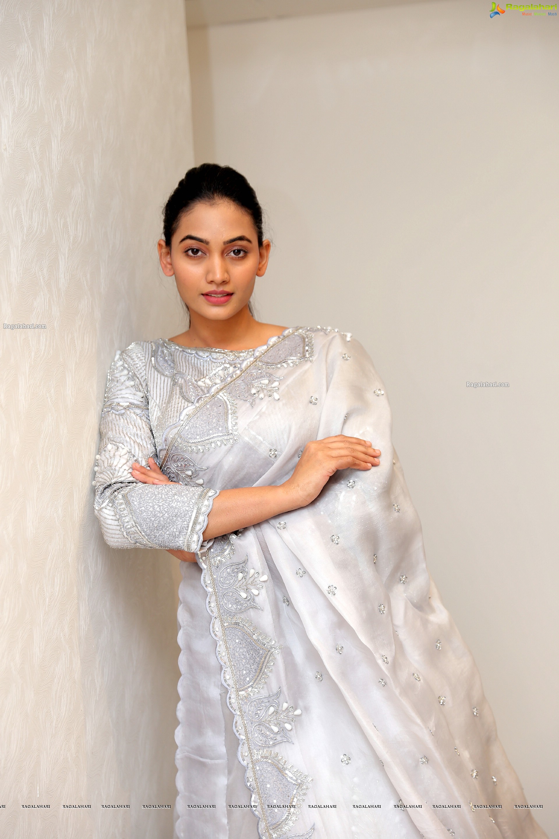 Spandana Palli Latest Photoshoot Stills, HD Photo Gallery