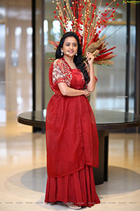 Suma Kanakala at Parampara Press Meet